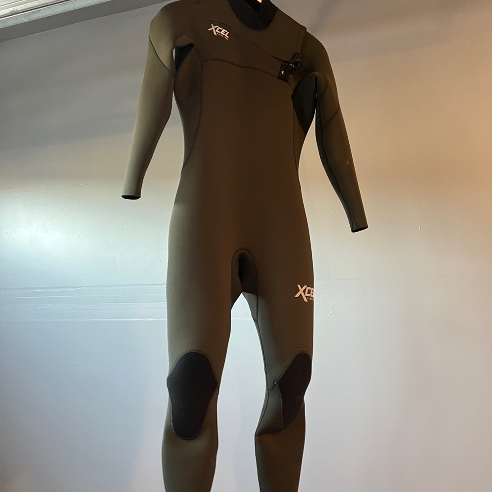 Xcel comp 4/3 wetsuit